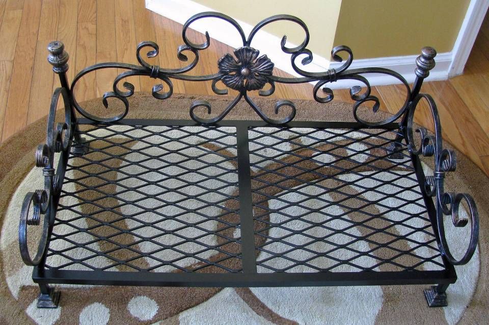 front view of wrought iron made pet bed